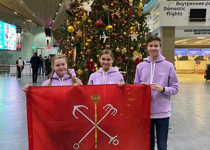 Команда Совета обучающихся ИТШ № 777 прибыла в Ульяновск для участия во Всероссийском конкурсе «Ученик года – 2021»